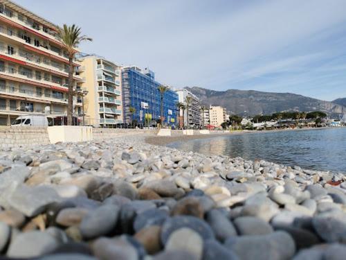 Studio Kialeo Pres De La Plage Avec Parking Рокебрюн — Кап-Мартен Экстерьер фото